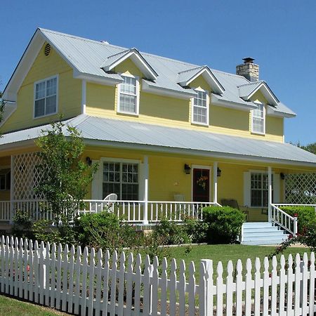 Yellow House B&B Salado Экстерьер фото