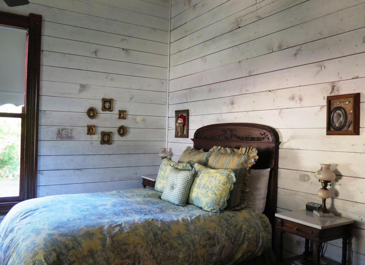 Yellow House B&B Salado Экстерьер фото