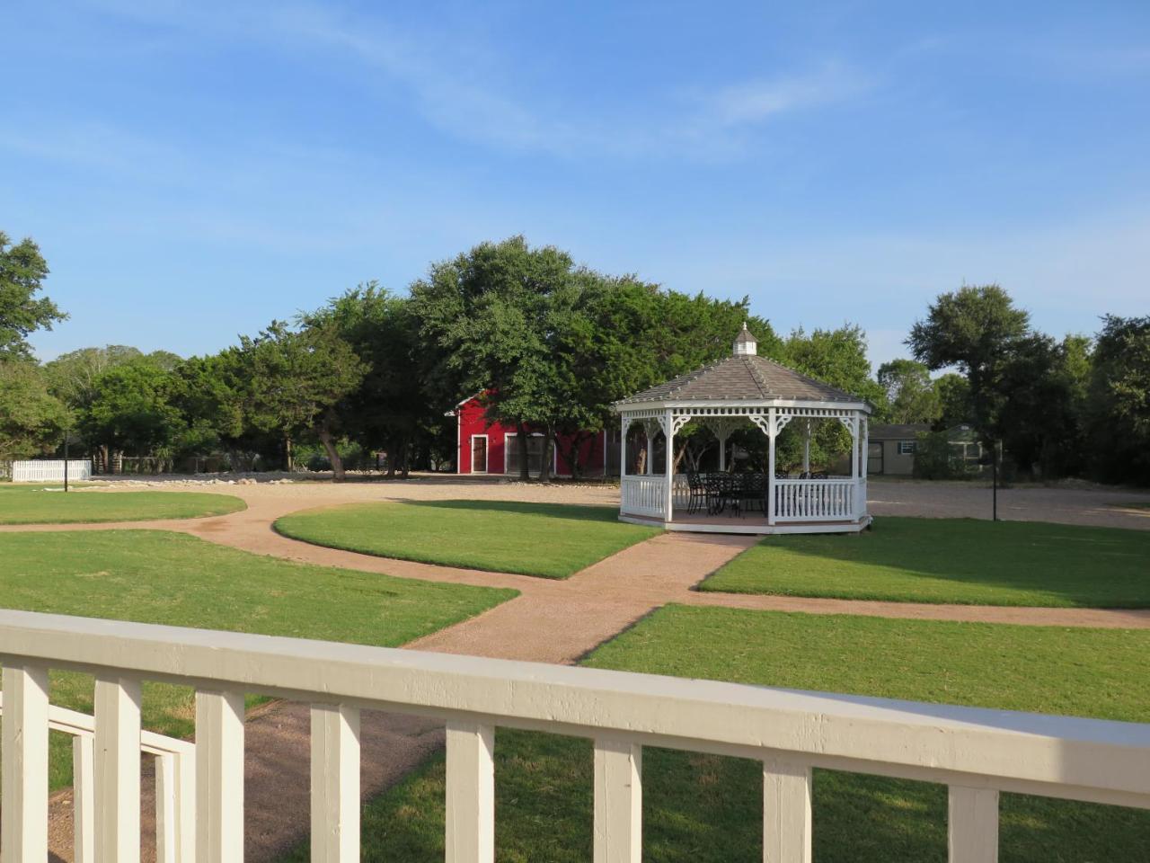 Yellow House B&B Salado Экстерьер фото